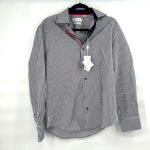 New Levinas tailored fit plaid shirt size medium